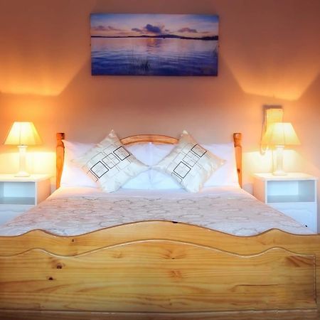 Mccarthy'S Lodge B&B 韦斯特波特 外观 照片